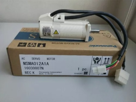 NEW MSMA012A1A OUT 0.1KW 200HZ 3000R/MIN AC SERVOMOTOR PANASONIC